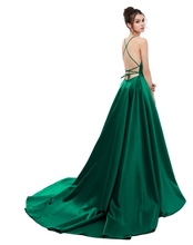 Cargar imagen en el visor de la galería, Vestido Princesa, Escote Cuchara, Tirantes, Espalda descubierta, Abierto en pierna/ Graduación/ Noche / Princess evening Prom dress backless with slit