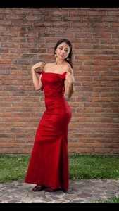 Vestido largo recto hombros caídos offshoulders