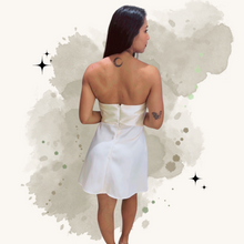 Cargar imagen en el visor de la galería, Vestido corto strapless línea A
