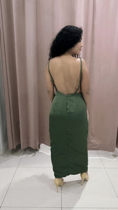 Vestido largo recto tirantes espalda descubierta verde olivo